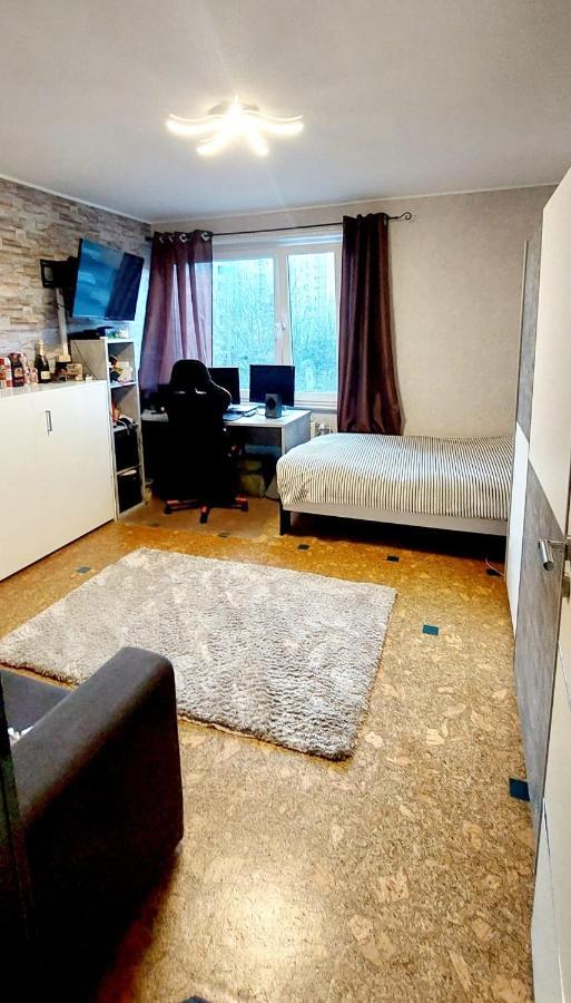 Private Apartment Laatzen City Hannover Exterior photo